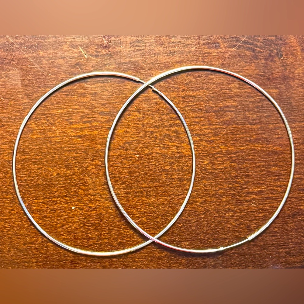 3” Elegant Silver Hoop Earrings (with shinning cloth)